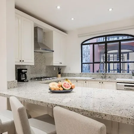 Luxury Apartments In Centro San Miguel De Allende With Rooftop & Jacuzzi Exterior photo