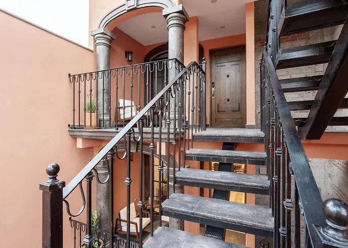Luxury Apartments In Centro San Miguel De Allende With Rooftop & Jacuzzi